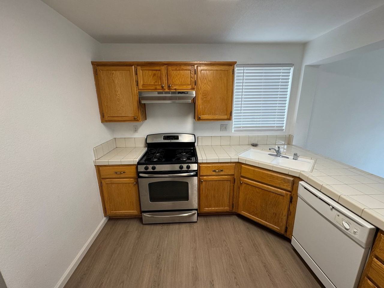 8780 White Cedar Ln - Photo 2 of 13