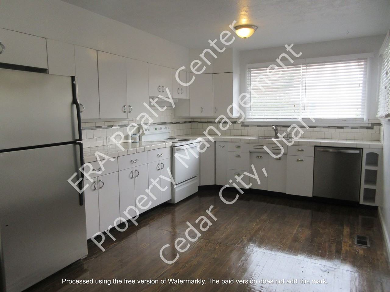 399 E Center St - Photo 2 of 14