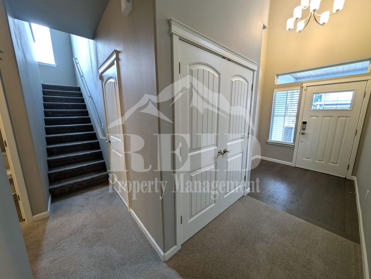 3887 Portside Dr - Photo 3 of 48