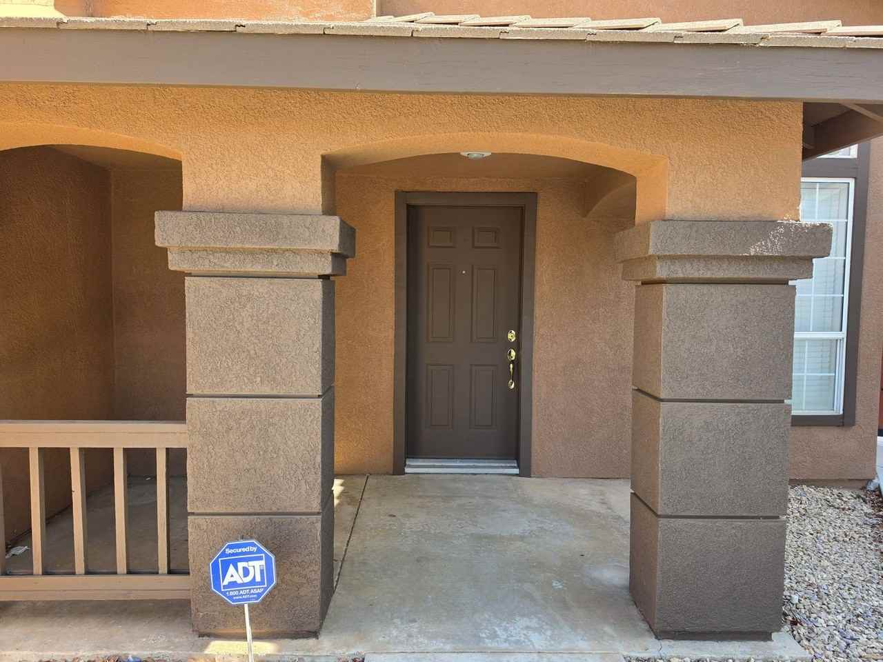1354 Carriage Ln - Photo 2 of 4