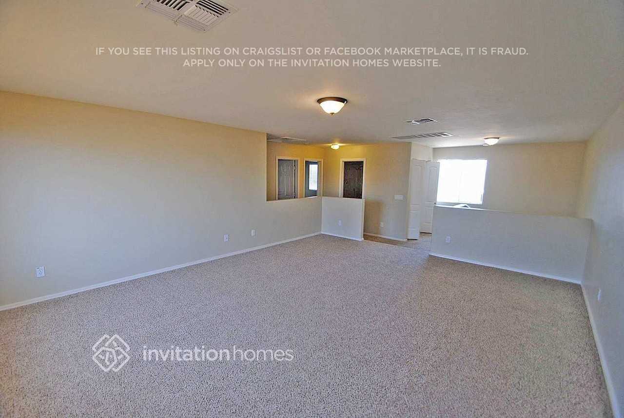 12946 W Cherry Hills Dr - Photo 2 of 4