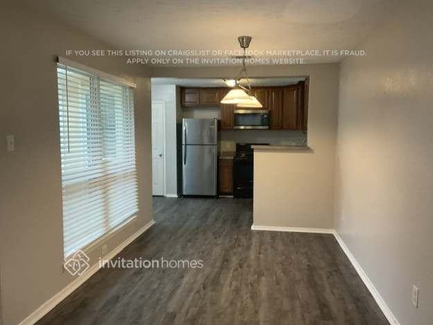 602 Dixie Dr - Photo 4 of 13