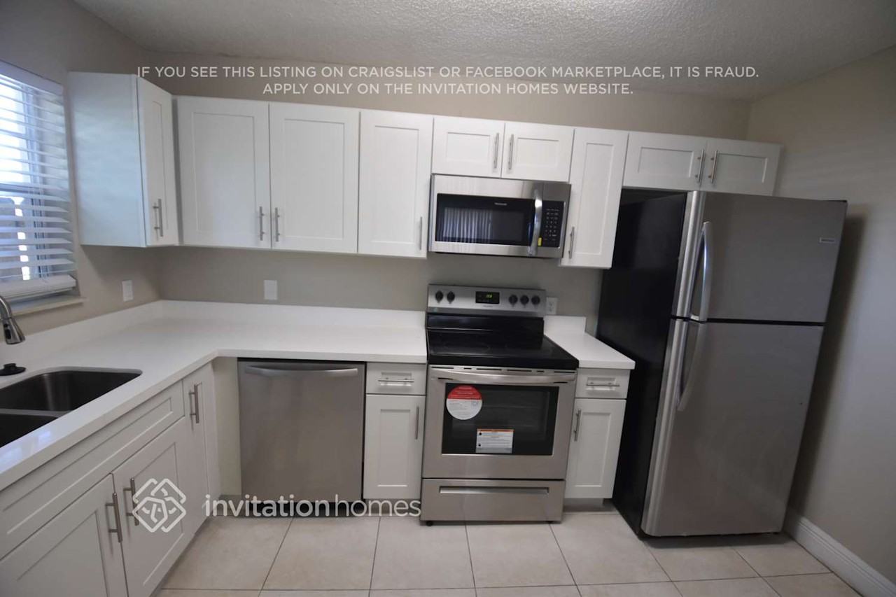 11255 Sw 143rd Ct - Photo 6 of 19