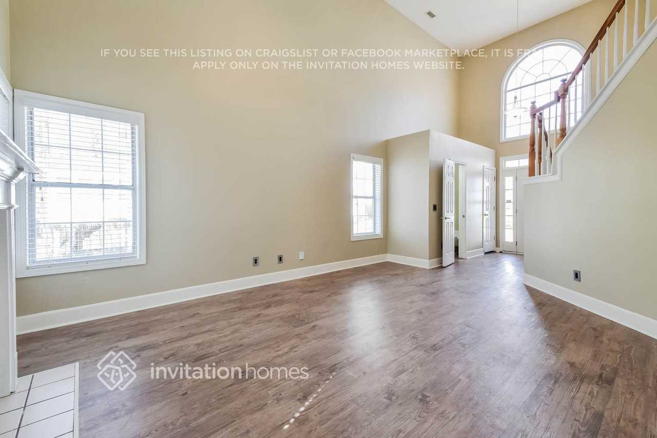 169 Stoneforest Dr - Photo 6 of 18
