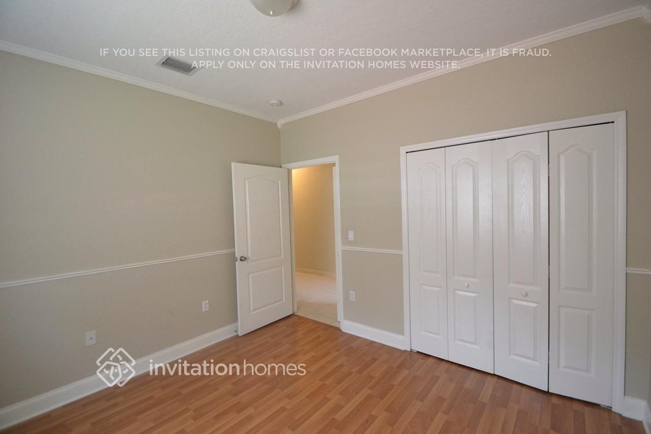 9106 Nw 169th St - Photo 6 of 9