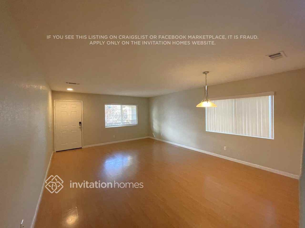 1529 Granville Way - Photo 2 of 12