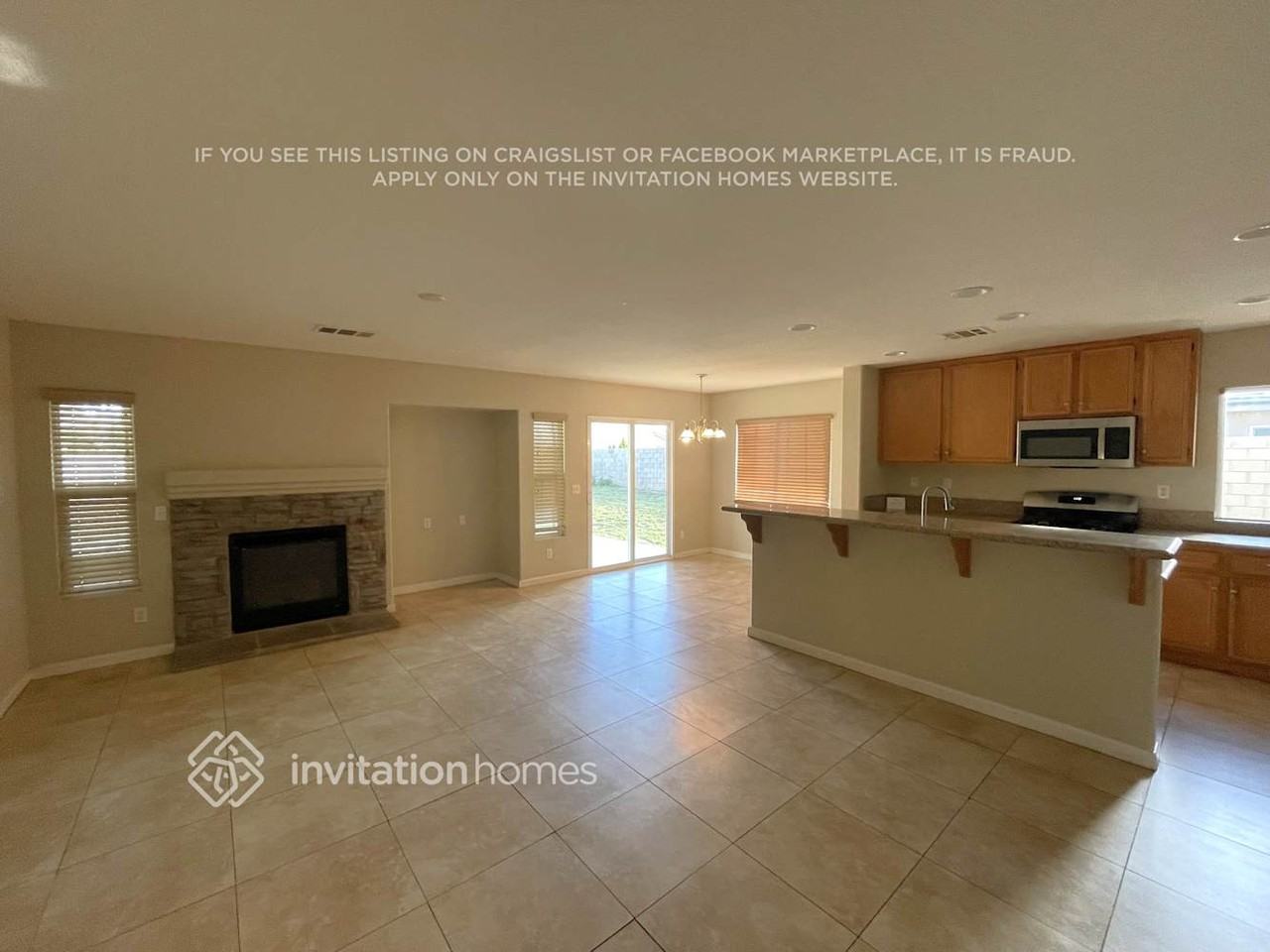 1529 Granville Way - Photo 3 of 12