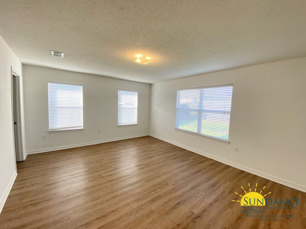 217 Limestone Cir - Photo 5 of 13