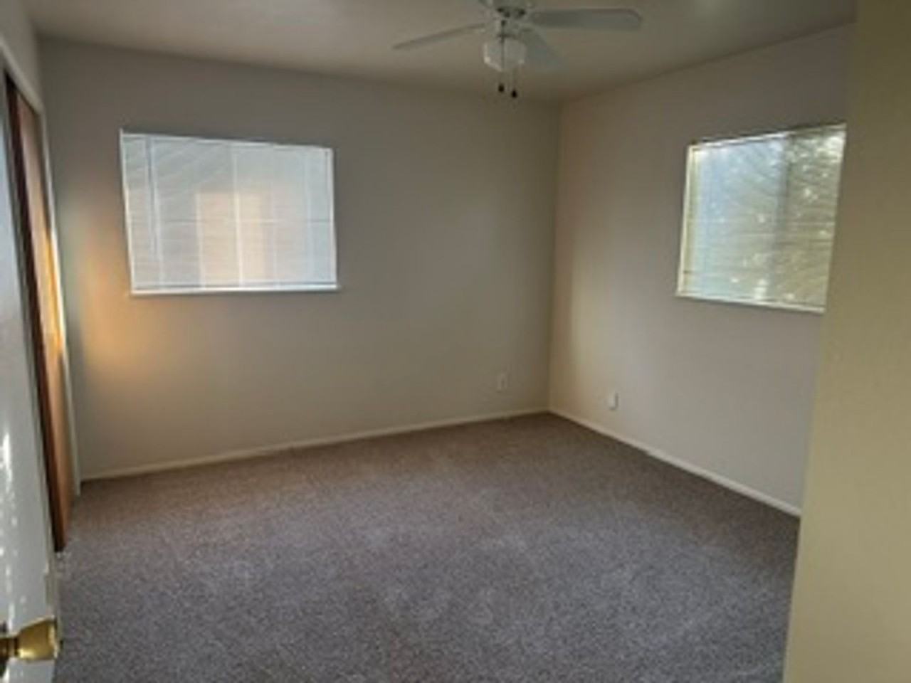 1248 N Thorne Ave - Photo 5 of 7
