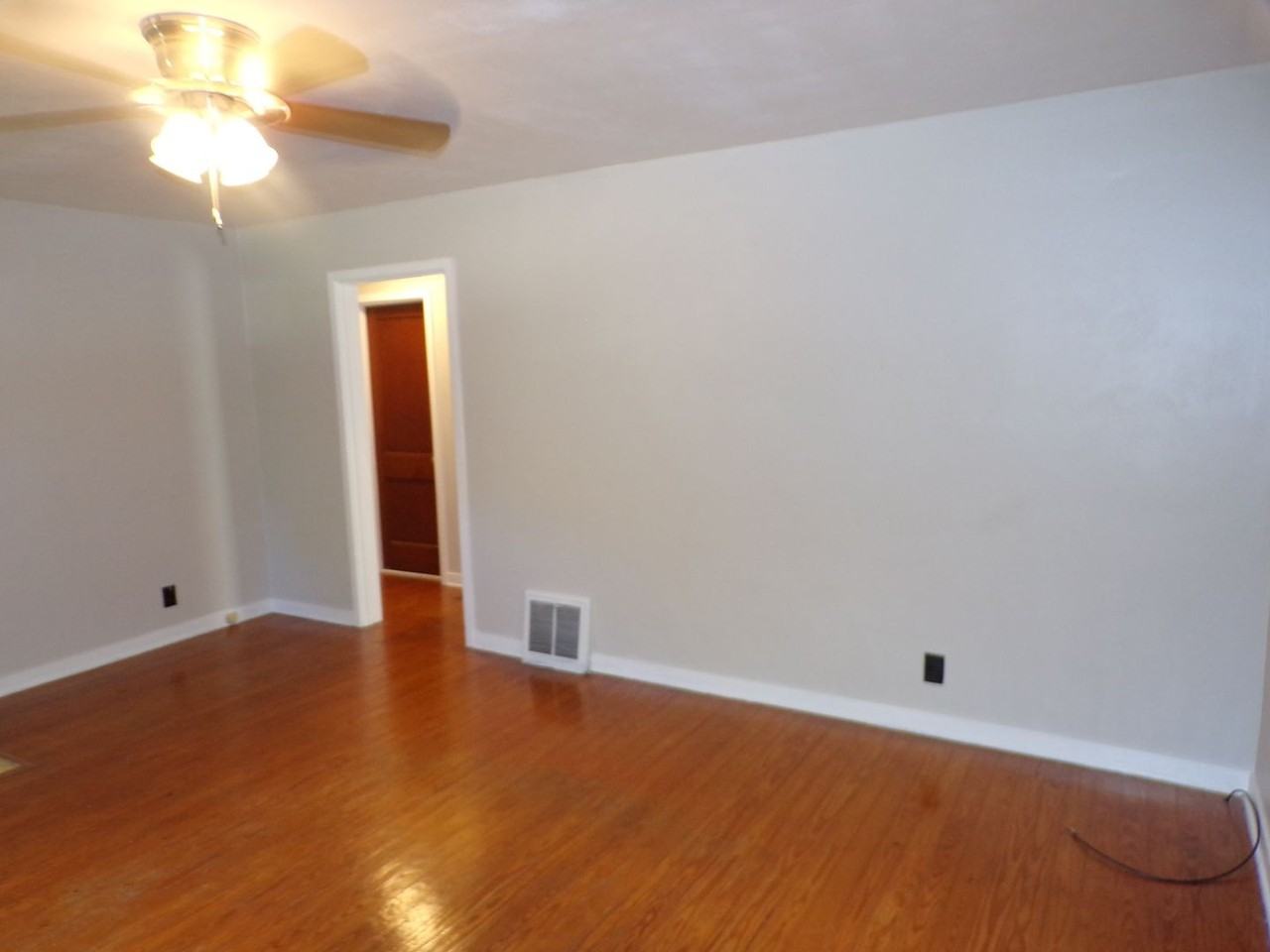 1030 Florida St - Photo 3 of 26