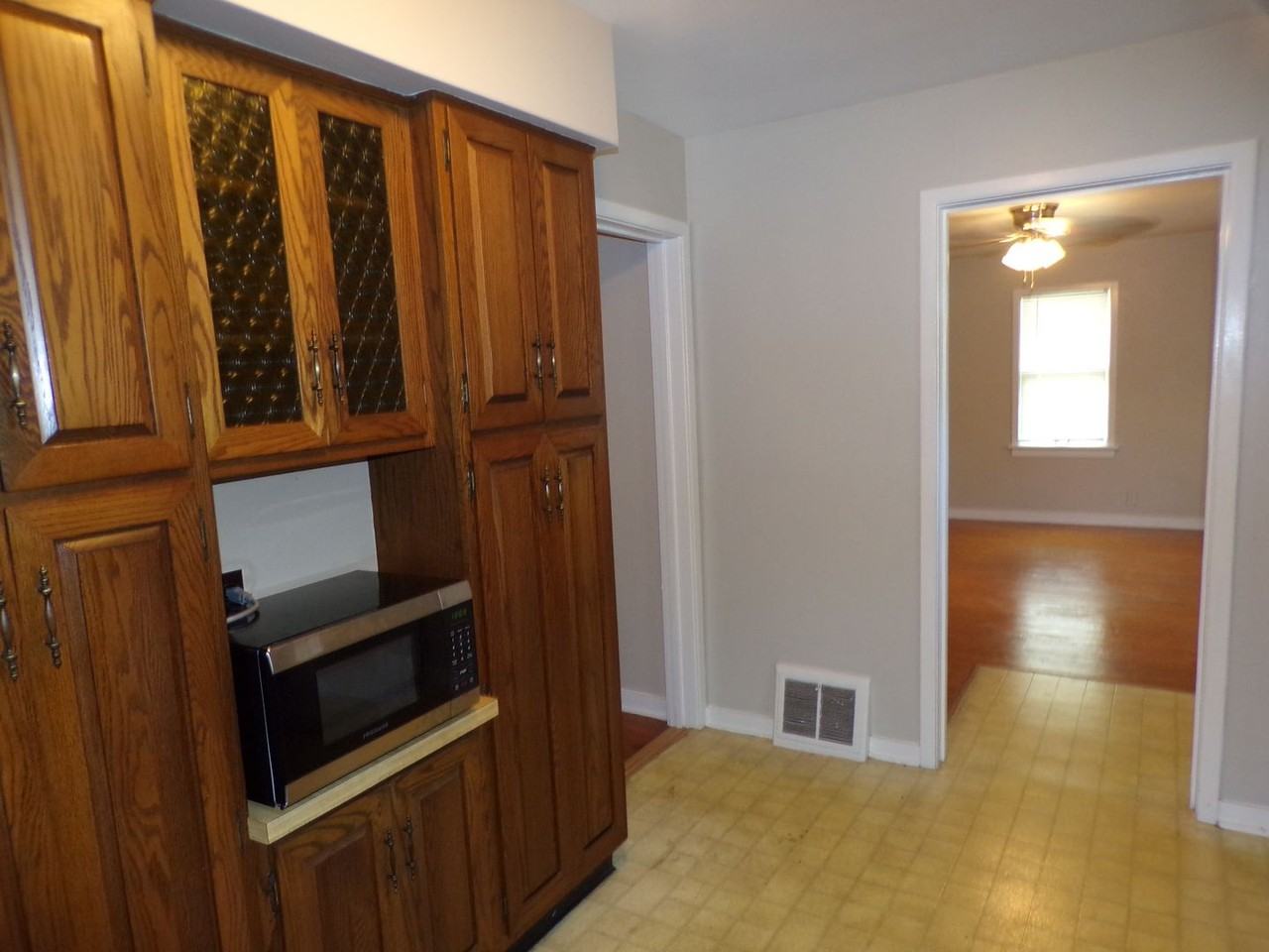 1030 Florida St - Photo 6 of 26