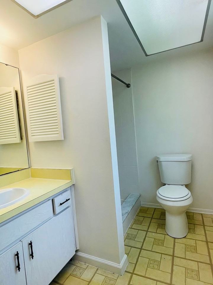 6161 La Porte Ter - Photo 7 of 21