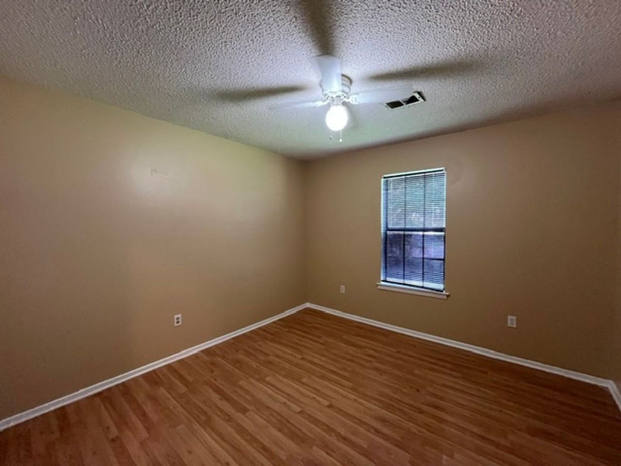 7386 Northbrook Dr - Photo 6 of 10