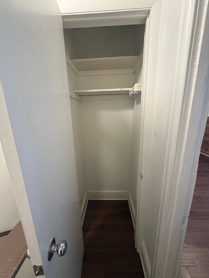 728 S Pershing Ave #3 - Photo 7 of 10