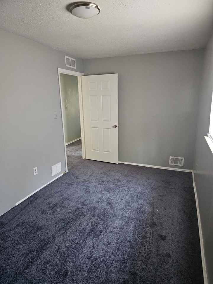 18331 Burgess - Photo 5 of 12