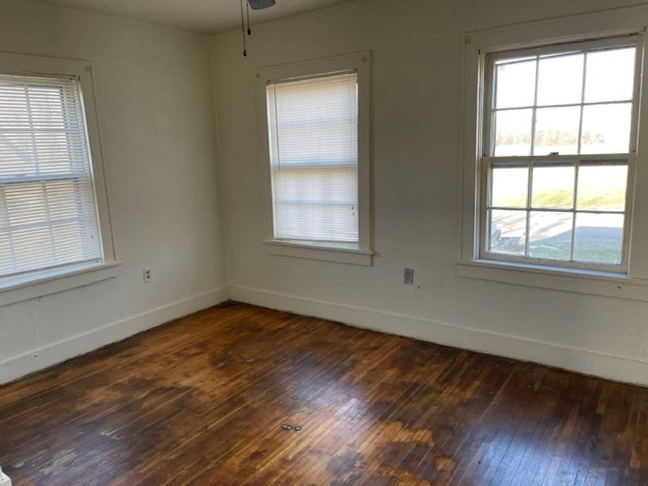 522 Mayfield St - Photo 5 of 11