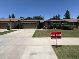 featured image of 4704 W Rialto Ave