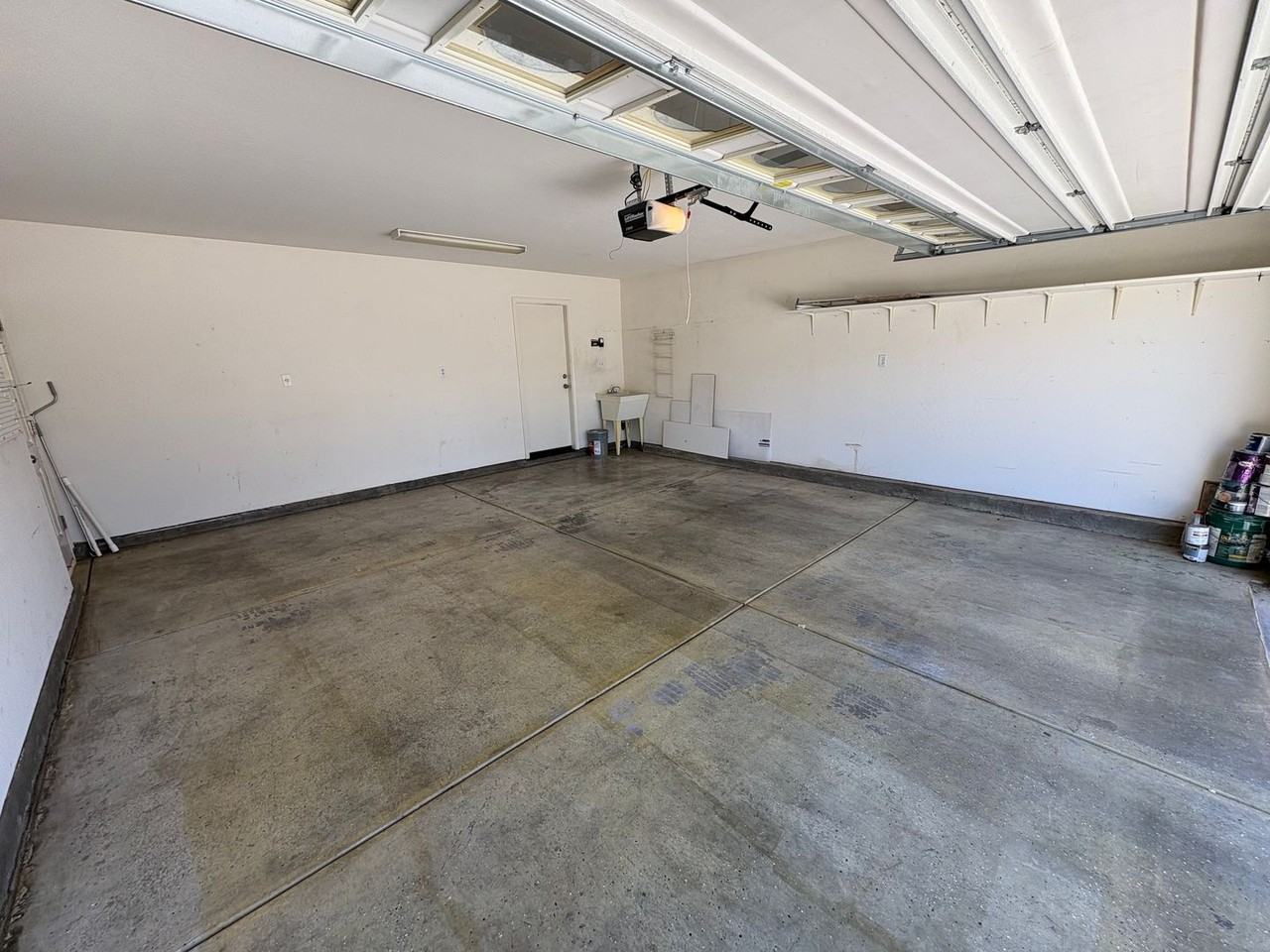 4704 W Rialto Ave - Photo 2 of 38