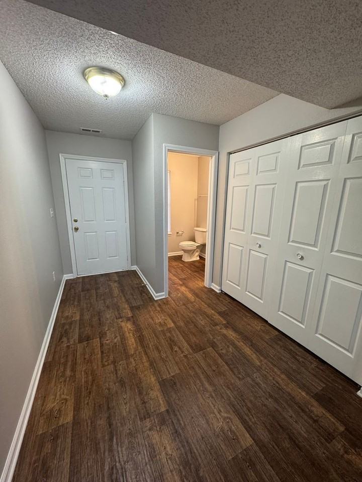 644 Springtree Ln - Photo 5 of 20
