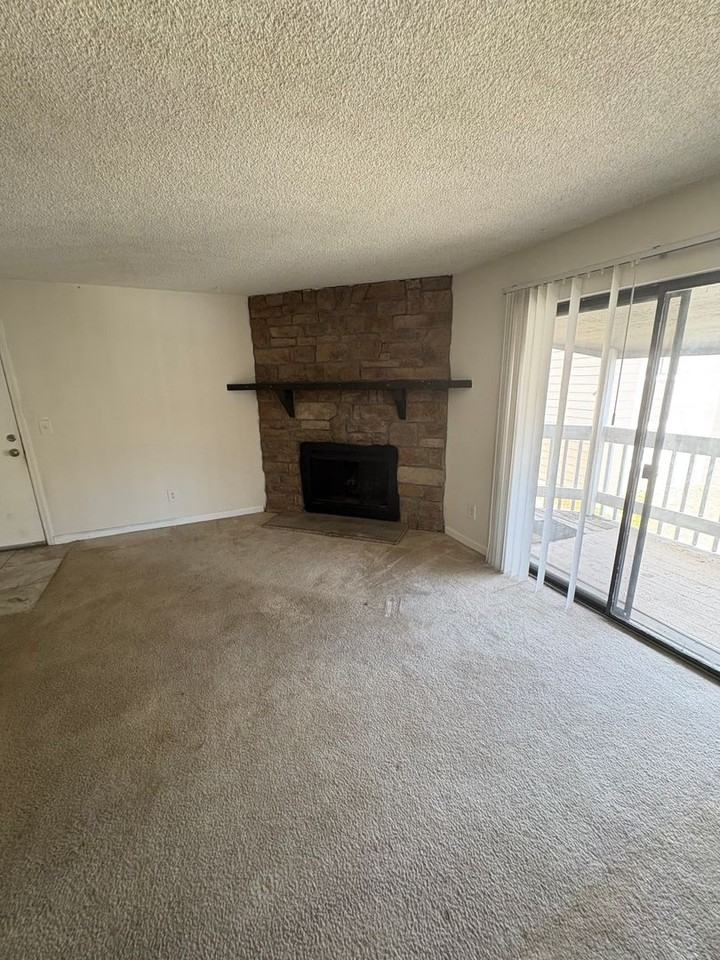 18001 E Kentucky Ave #202 - Photo 2 of 20