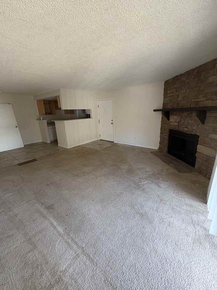 18001 E Kentucky Ave #202 - Photo 3 of 20