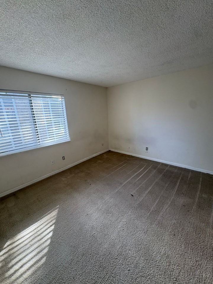 18001 E Kentucky Ave #202 - Photo 4 of 20