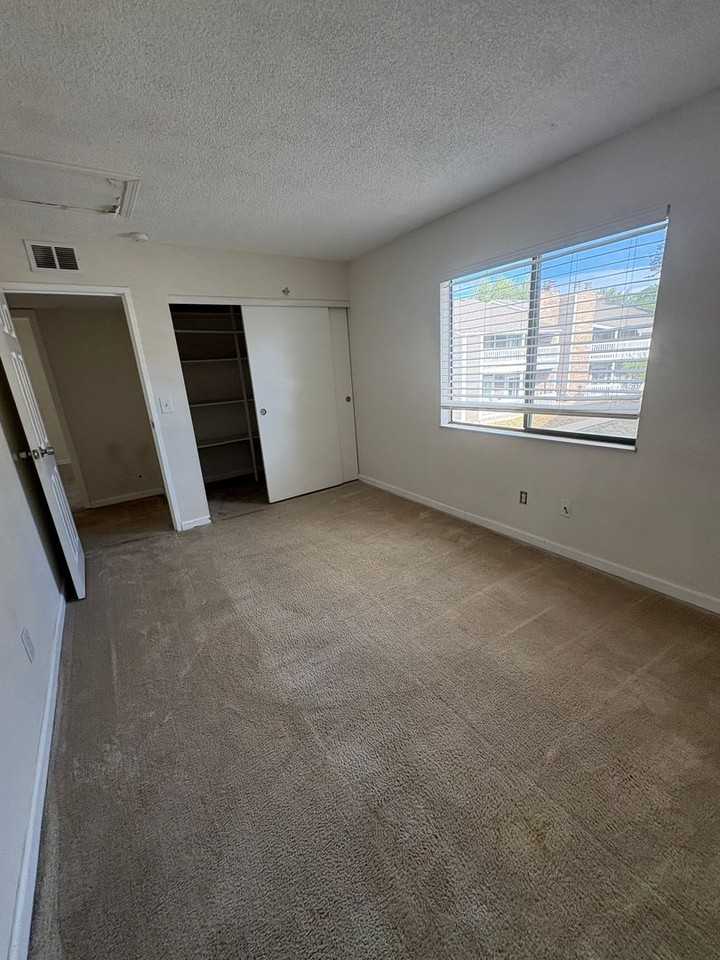 18001 E Kentucky Ave #202 - Photo 6 of 20