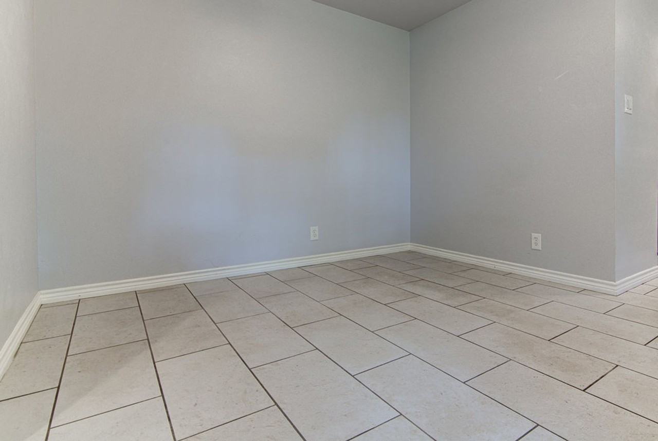 12111 Missel Thrush Ct - Photo 7 of 24