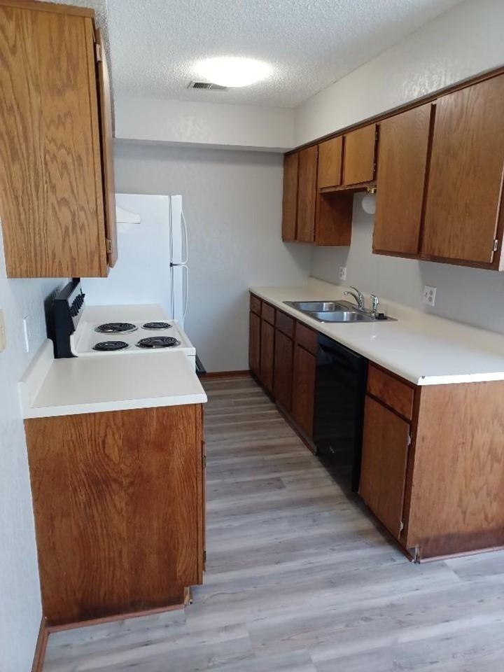 6130 Sw 26th Ct #D - Photo 5 of 14