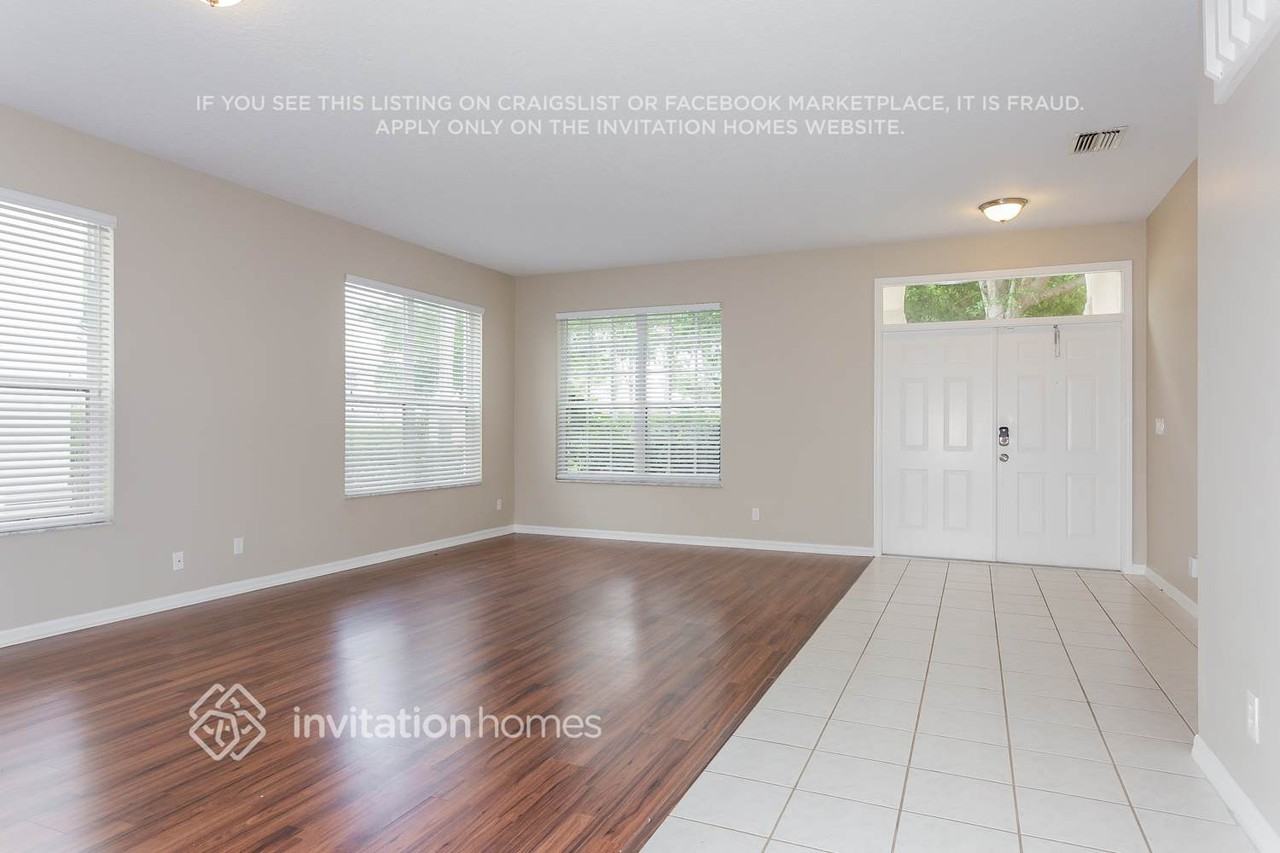 7729 Cedar Hurst Ct - Photo 4 of 21