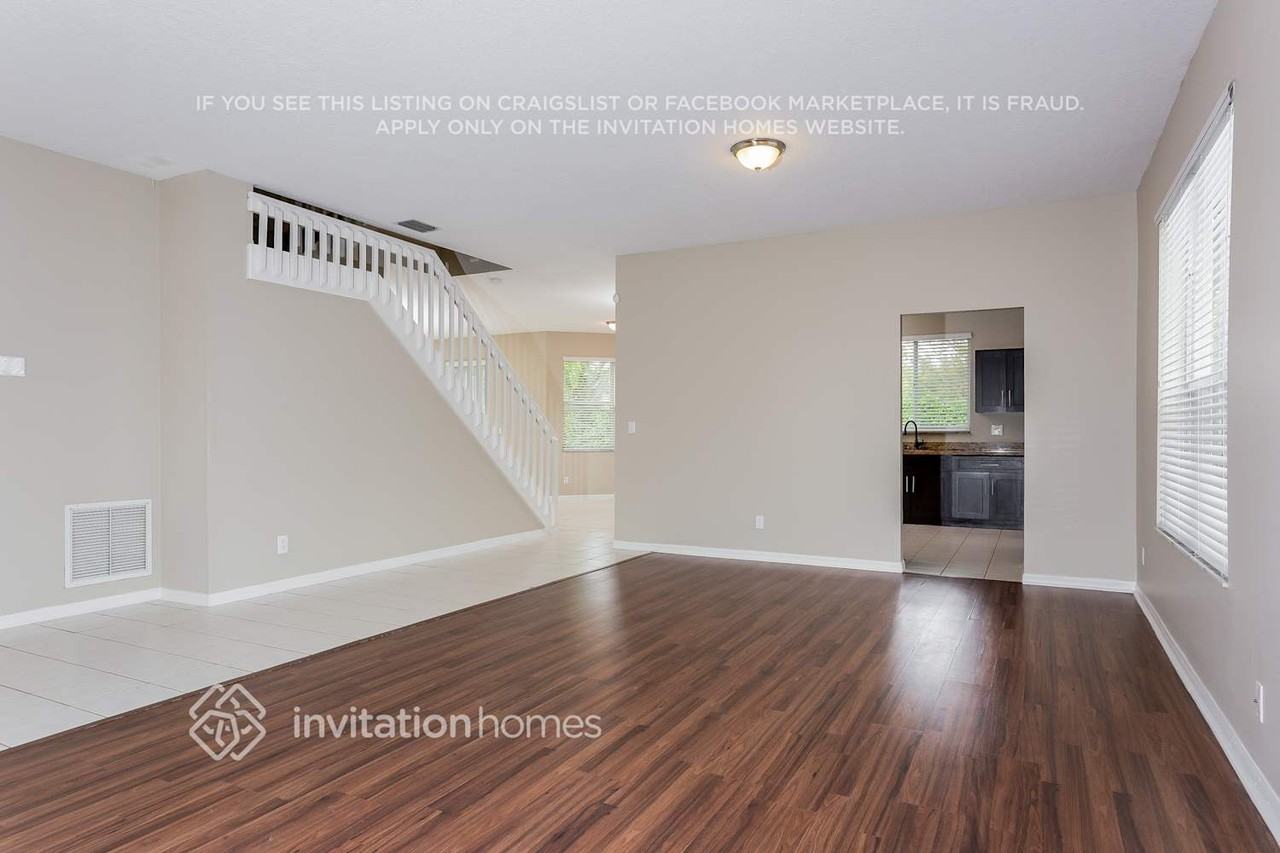 7729 Cedar Hurst Ct - Photo 5 of 21