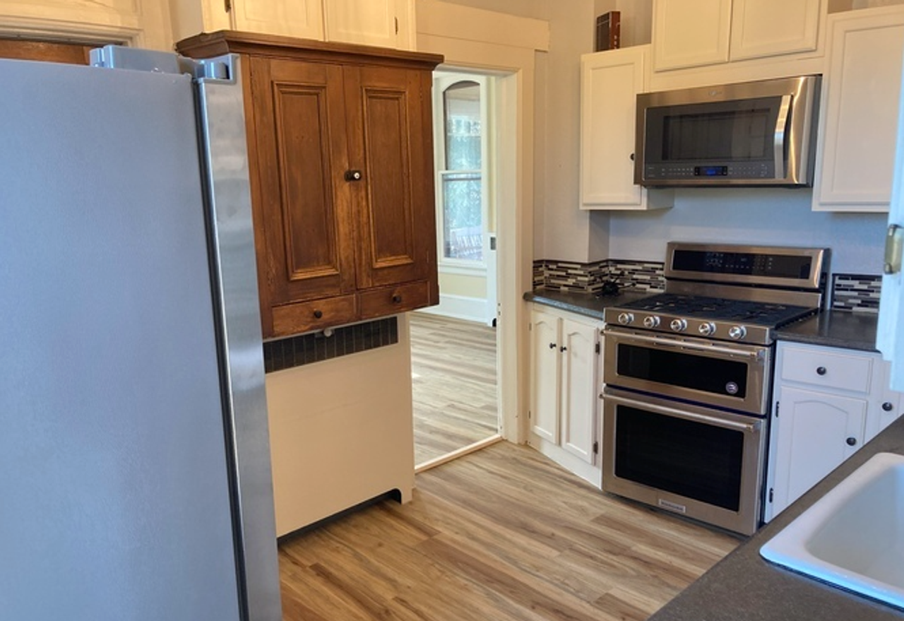 730 11th Ave - Photo 5 of 16