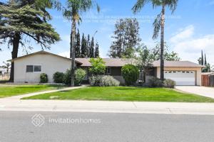 featured image of 615 N Sycamore Ave