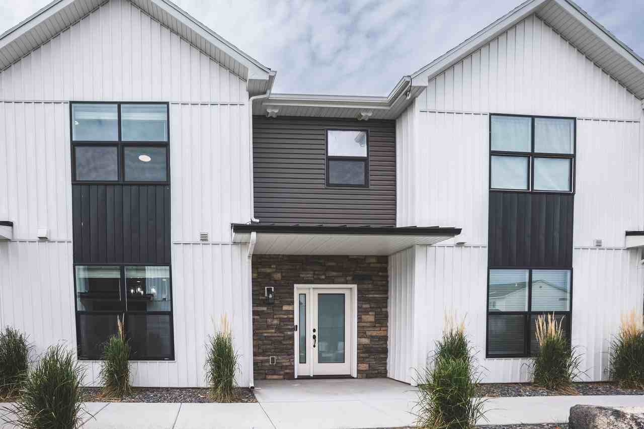 277 Blue Sky Ct - Photo 2 of 31