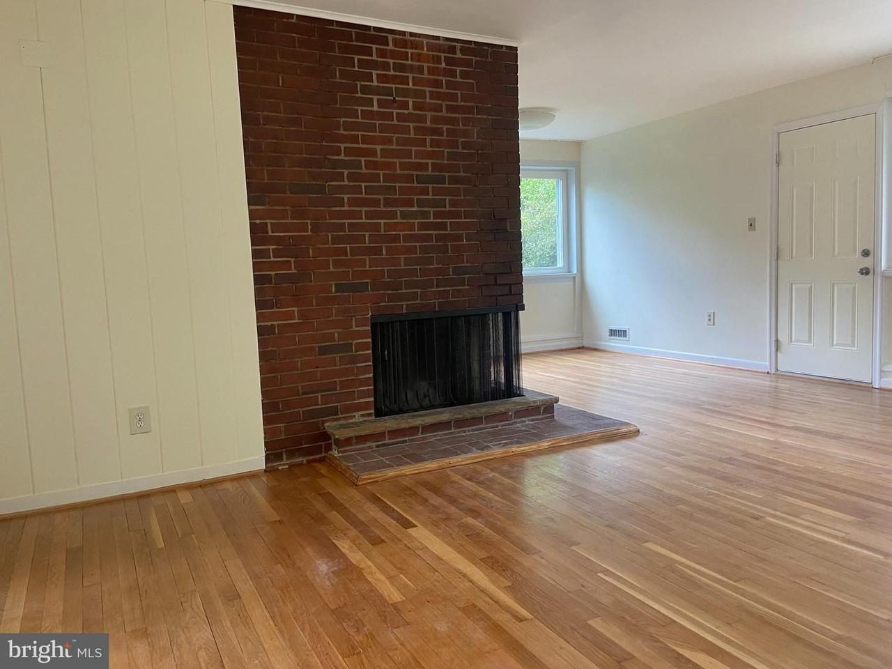6009 Cheshire Dr - Photo 5 of 18