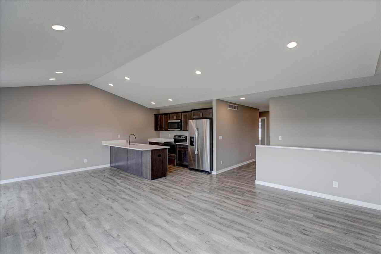 6647 Ne 9th Ct - Photo 7 of 19