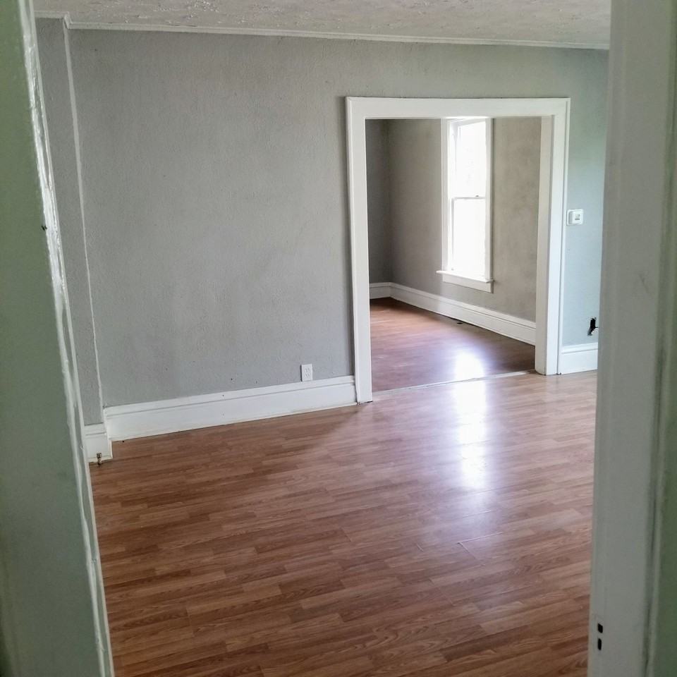 104-106 North Hague Avenue - Photo 3 of 13