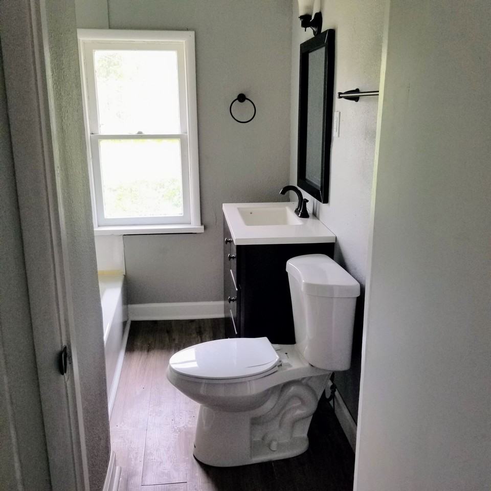 104-106 North Hague Avenue - Photo 5 of 13