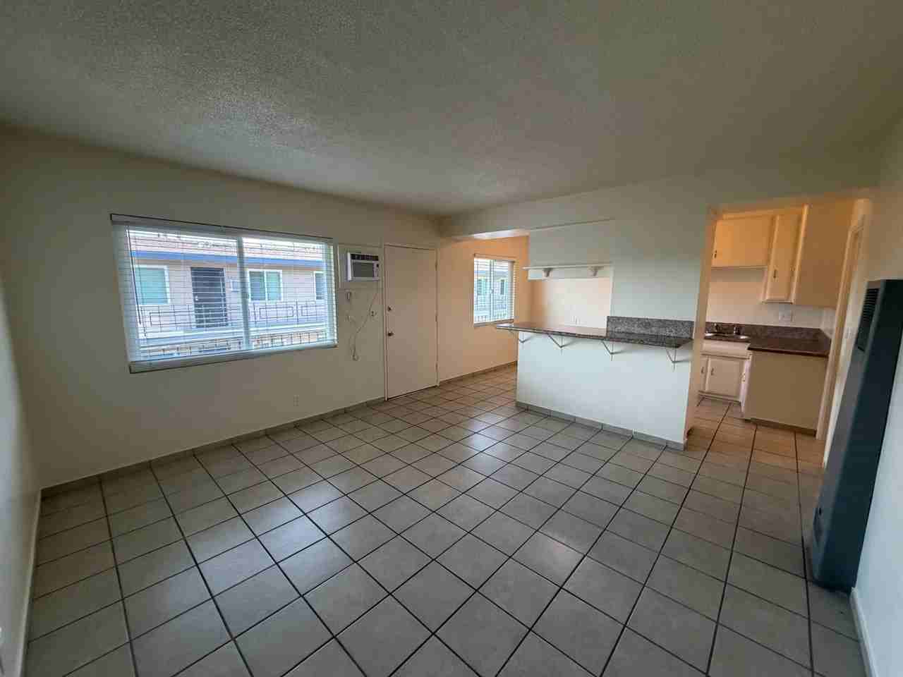 11614 Bellflower Blvd - Photo 4 of 32