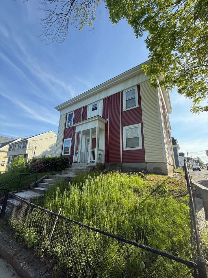 426 Fletcher St