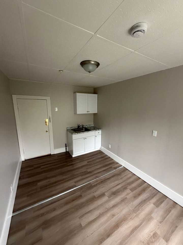426 Fletcher St - Photo 5 of 5