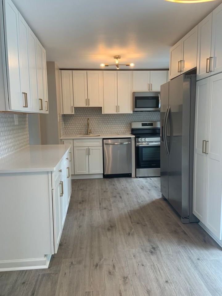 203 Parkwood Dr - Photo 3 of 25