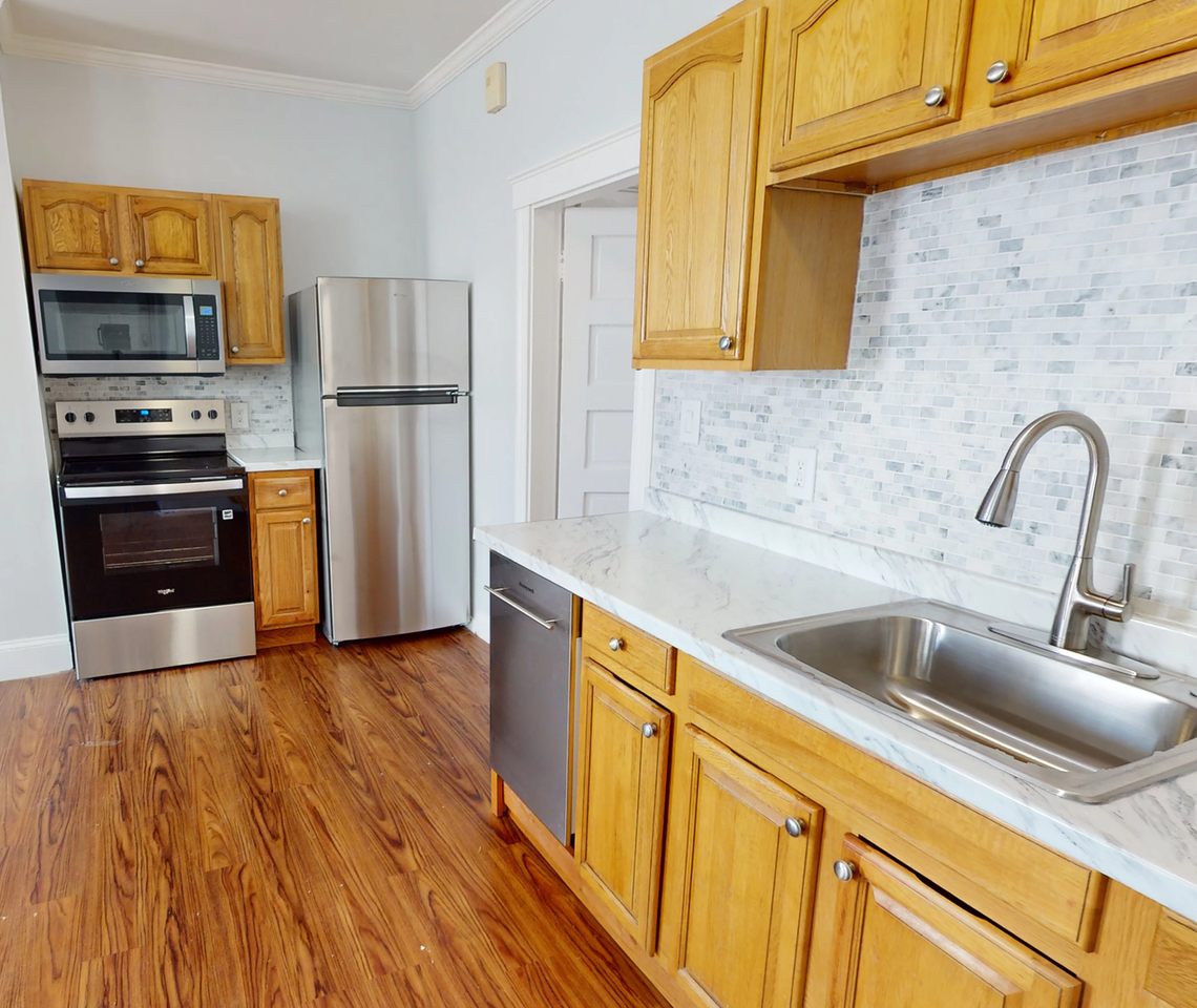 10 Porter Street Ct - Photo 3 of 7