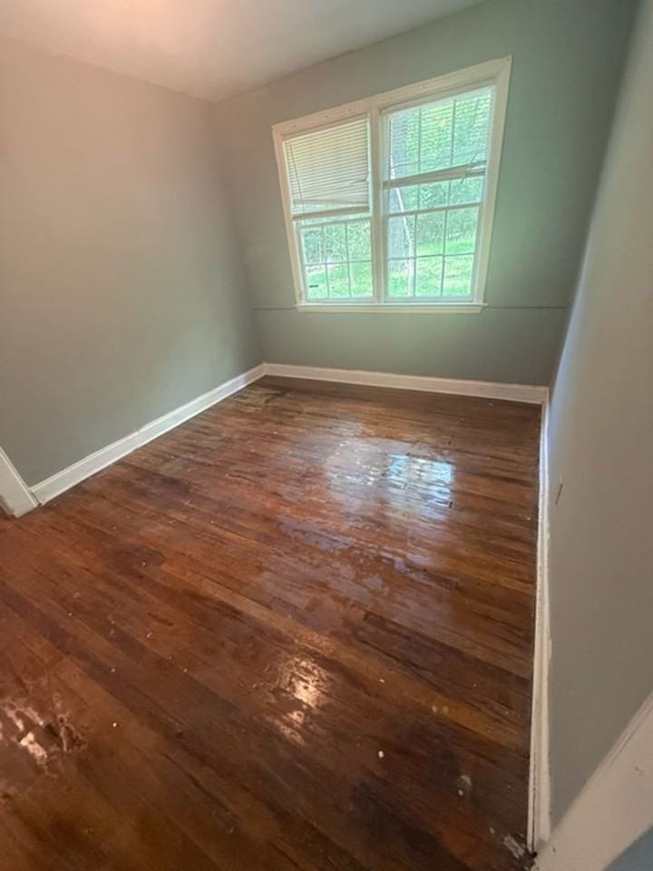 37 Eddy Dr - Photo 6 of 7