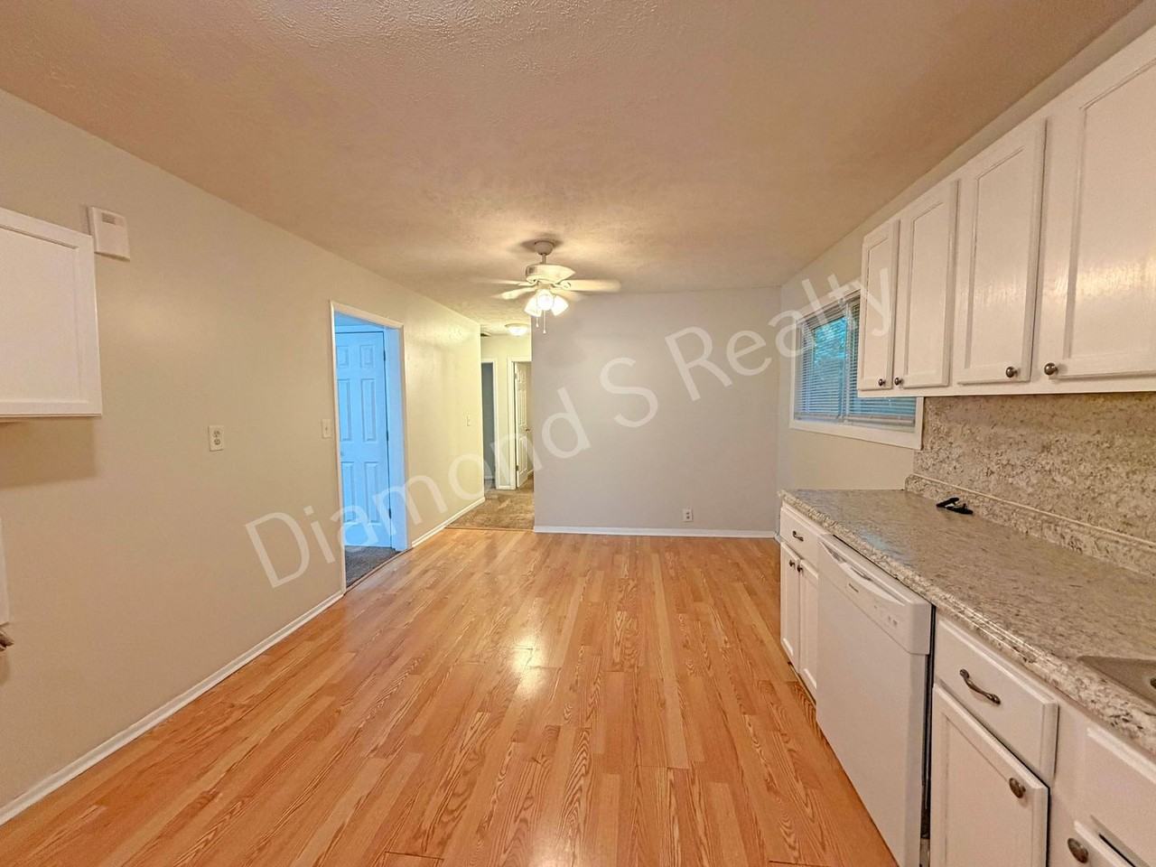 2930 E Lolo Trl - Photo 7 of 15