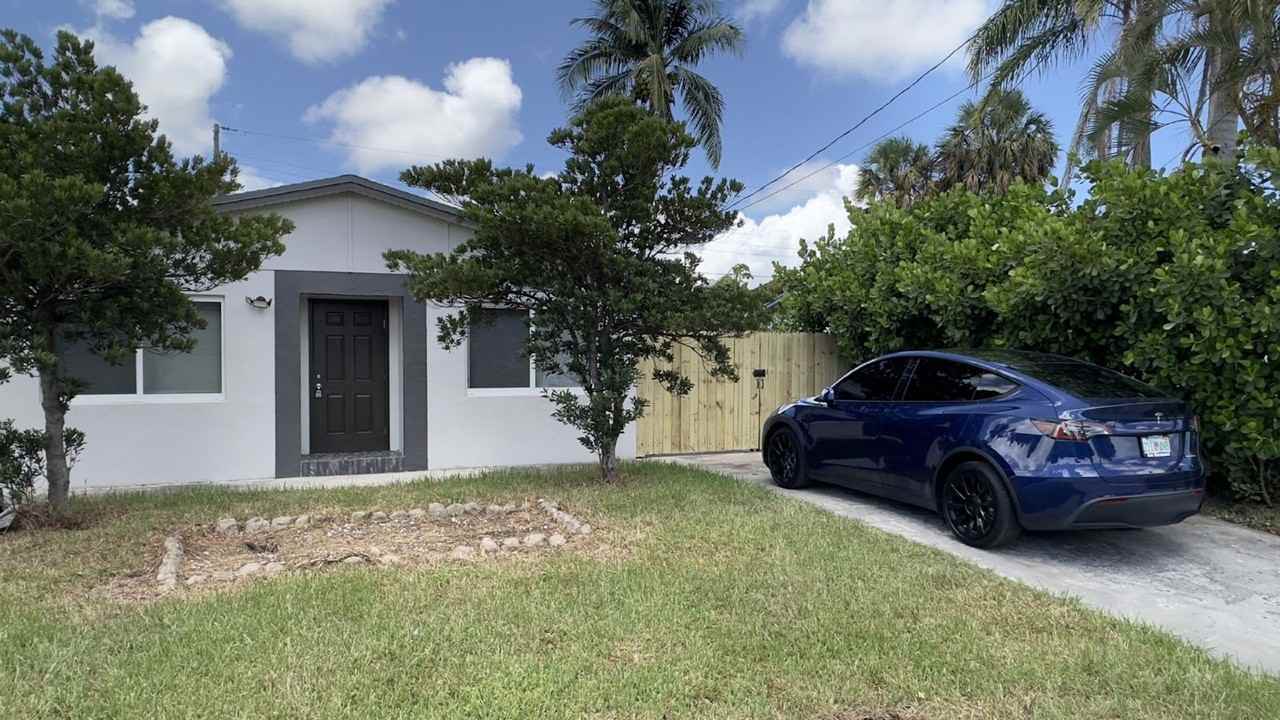 3603 William St - Photo 4 of 34