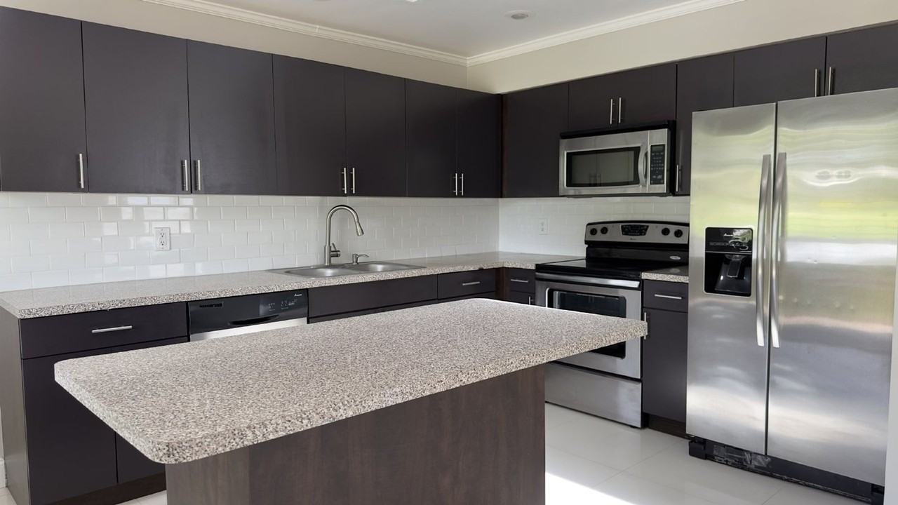 3603 William St - Photo 5 of 34