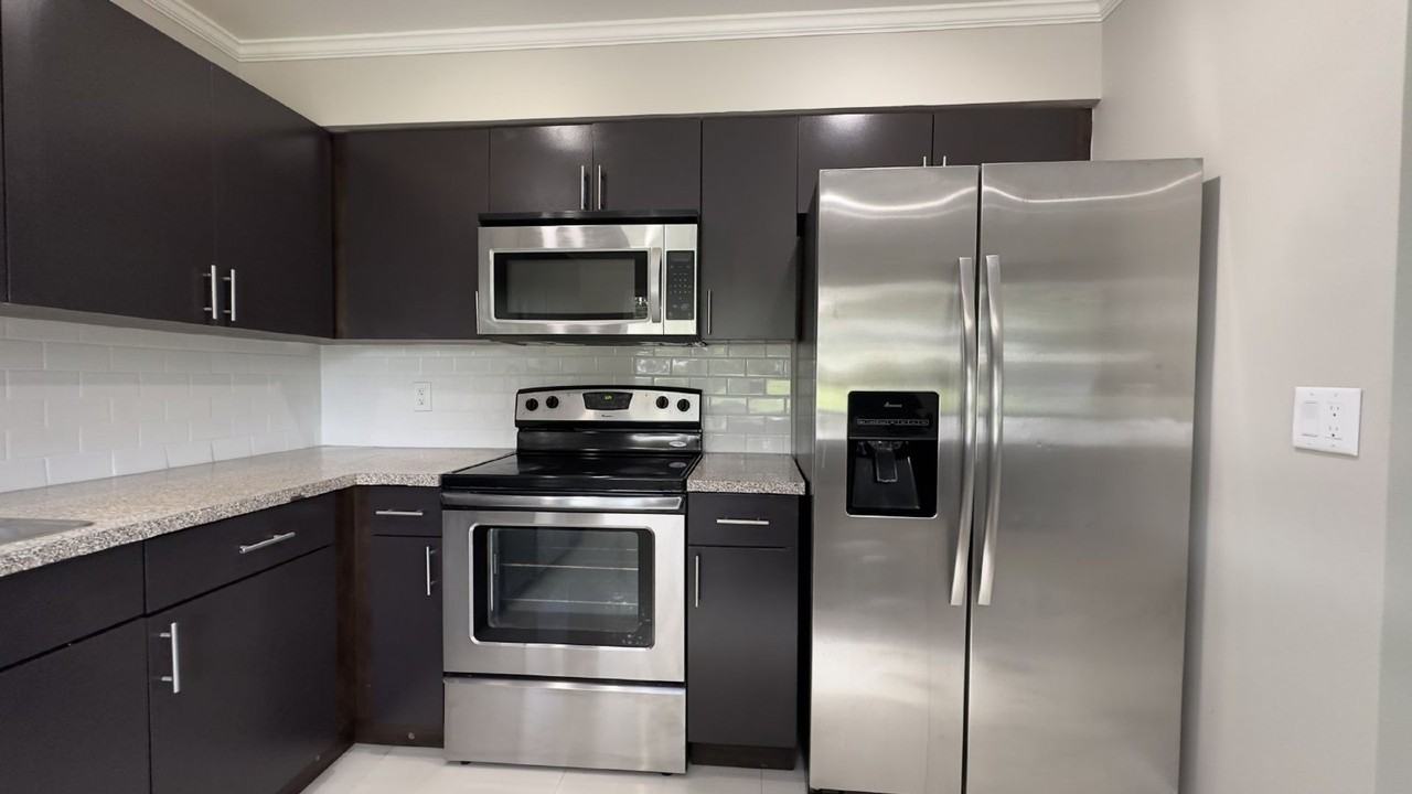 3603 William St - Photo 6 of 34
