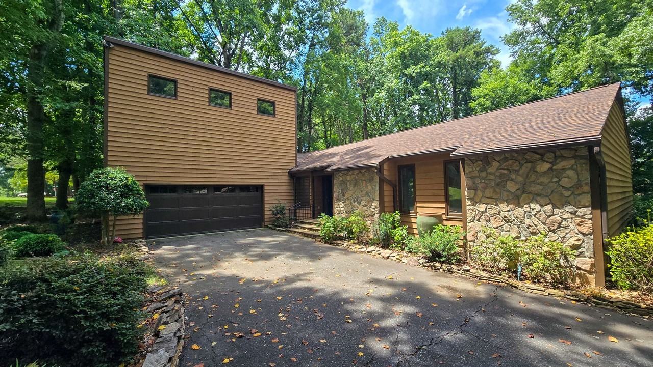 632 Browning Pl - Photo 2 of 13