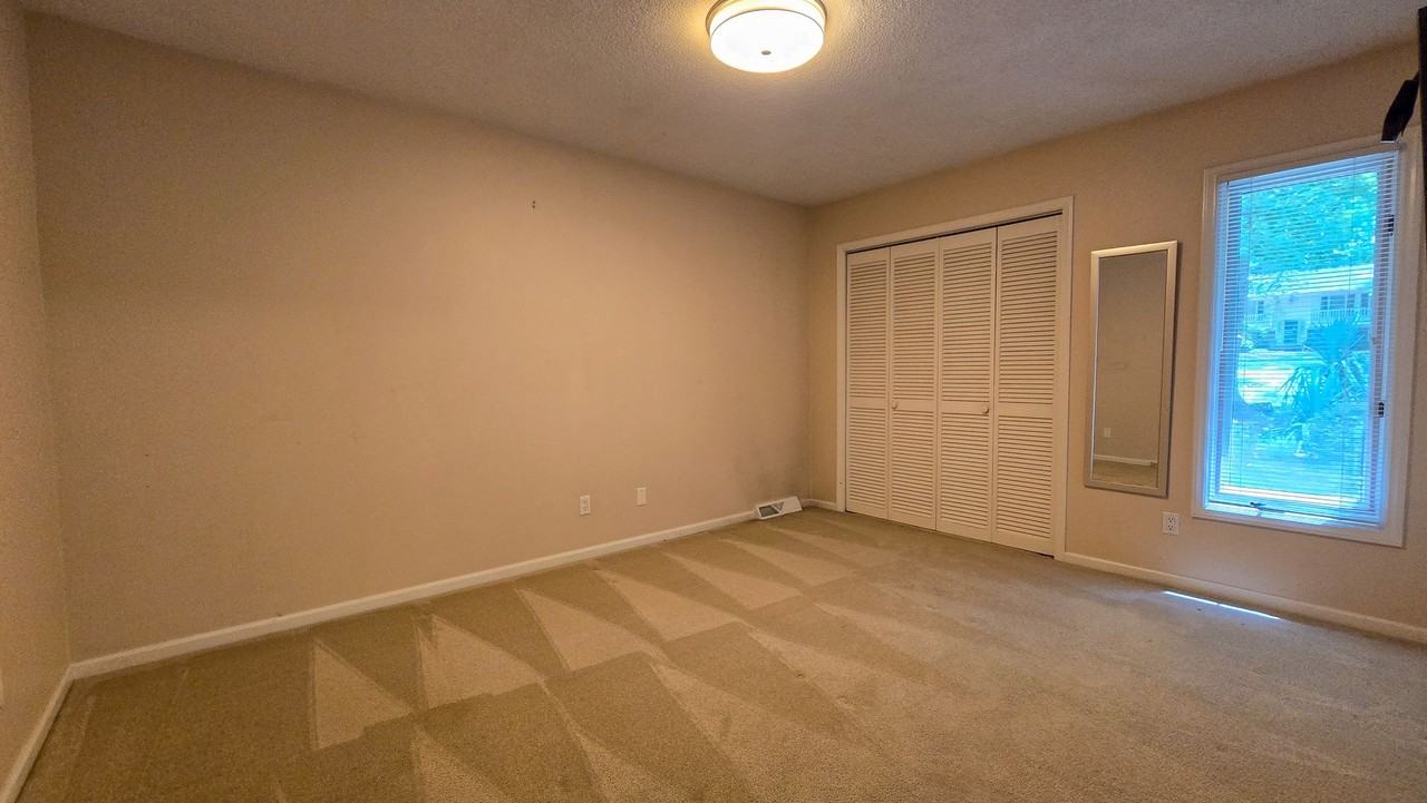 632 Browning Pl - Photo 7 of 13